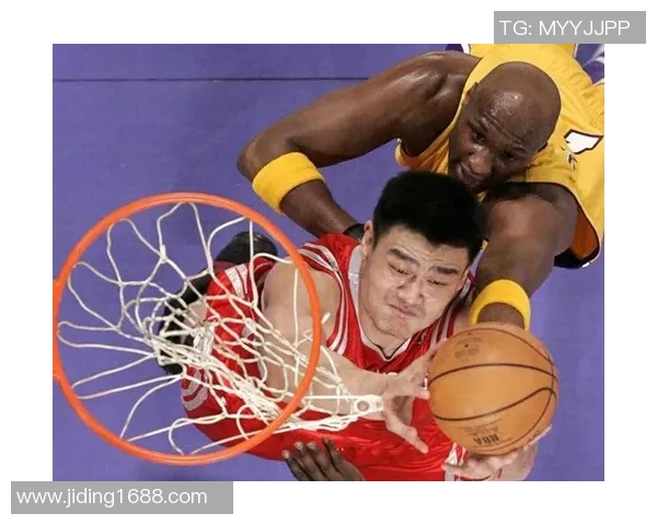 姚明全屏盖帽瞬间重塑篮球防守艺术的传奇时刻 姚明全屏盖帽瞬间重塑篮球防守艺术的传奇时刻