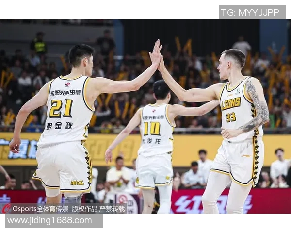 浙江东阳光签下新外援,备战季后赛,迈向冠军之路