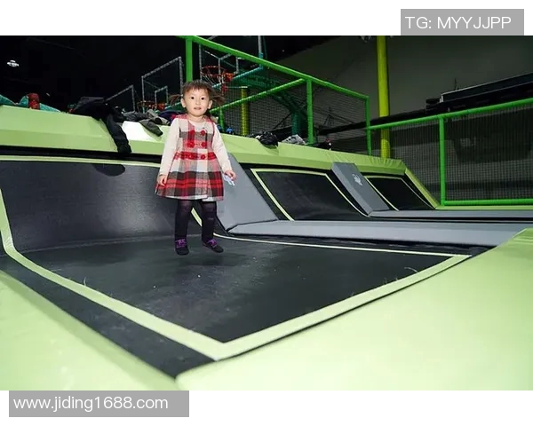 西安极限运动队荣登全国灵活性排行榜第四名引发关注 西安极限运动队荣登全国灵活性排行榜第四名引发关注